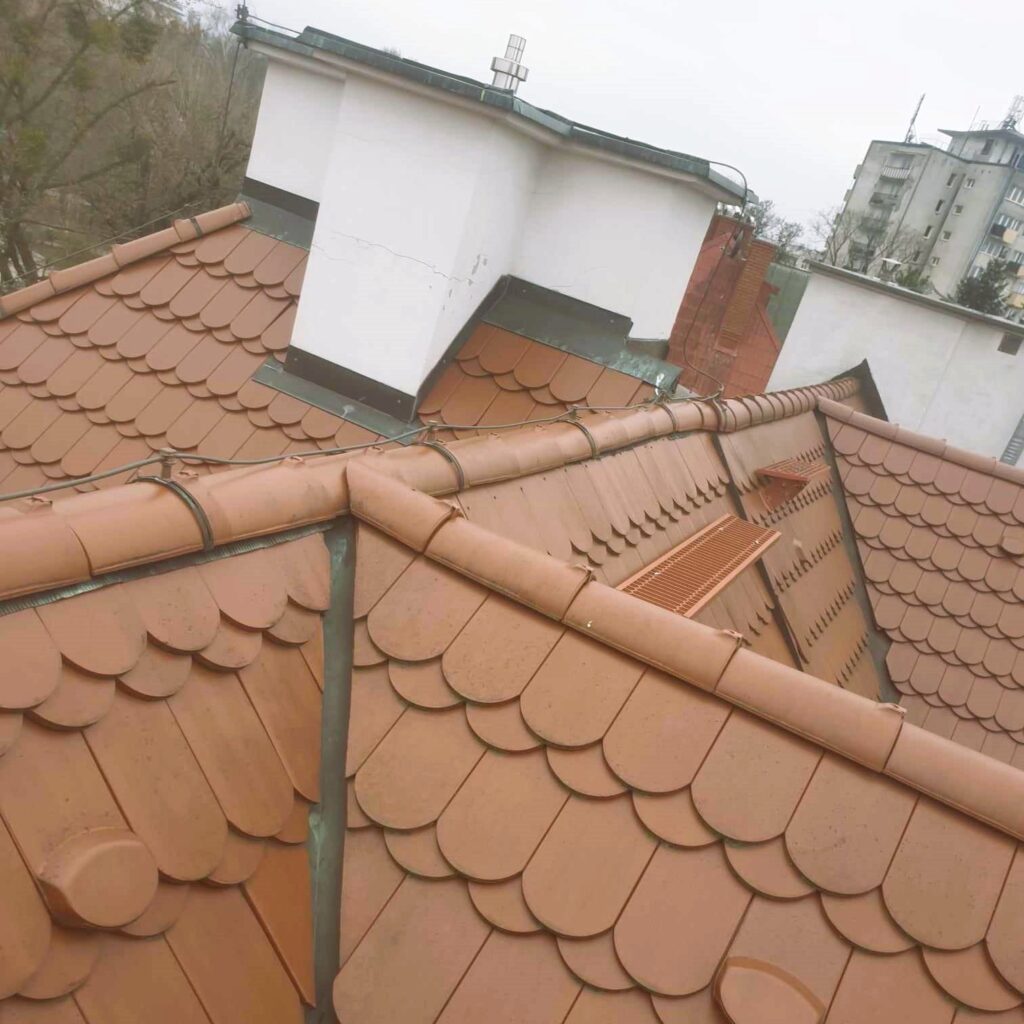 Naprawa dachów płaskich oraz spadzistych Warszawa i okolice